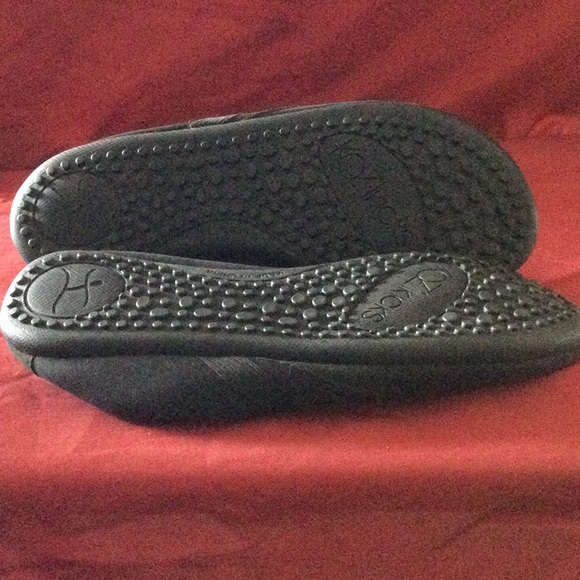KOZikicks Slippers - Picture 5 of 7
